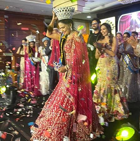Mrs. PRADDNYA S KAMBLI The The Winner Of Mrs. WORLD ROYAL GLOBAL QUEEN 2026 Title In The Esteem Platform.