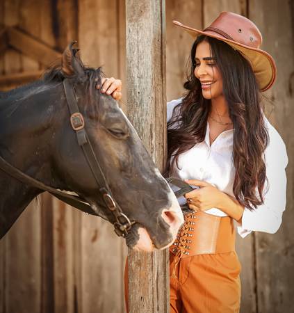 Nivedita Chandel Grace, Confidence And A Style Of Her Own