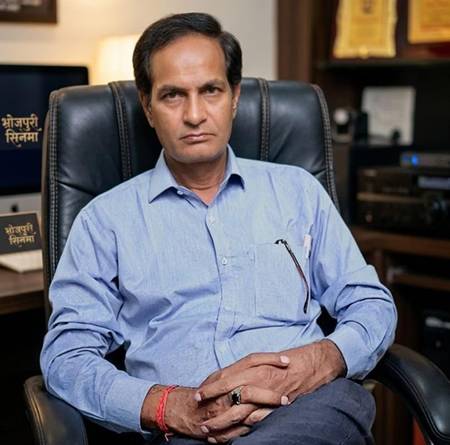 बॉलीवुड महानायक अमिताभ बच्चन से प्रेरित होकर अनिल शर्मा ने सिनेमा में किया पदार्पण | कई भोजपुरी फिल्मों, वेब सीरीज और लघु फिल्मों का कर चुके हैं निर्माण व निर्देशन